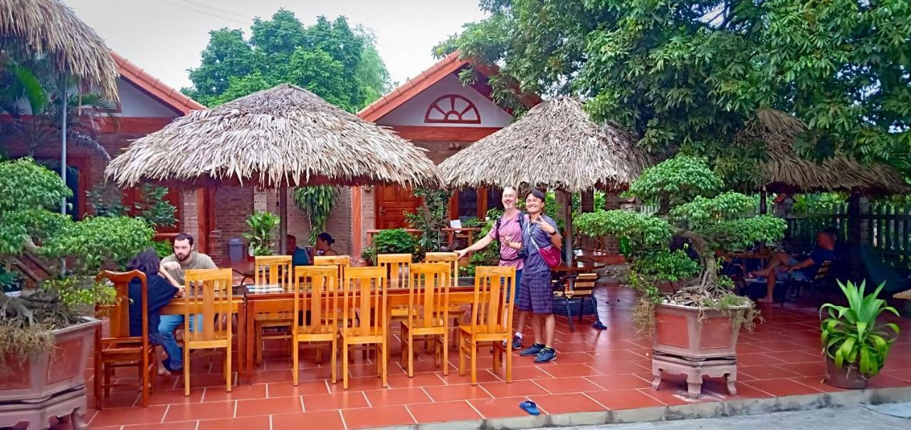 Ninh Binh Mountain View Homestay & Restaurant Bagian luar foto